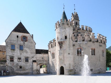 Holidays in Brixen? Only with the BrixenCard! Holidays in Brixen? Only with the BrixenCard!